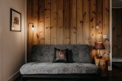 Wandpanelen zijn de nieuwe blikvanger van je woonkamer